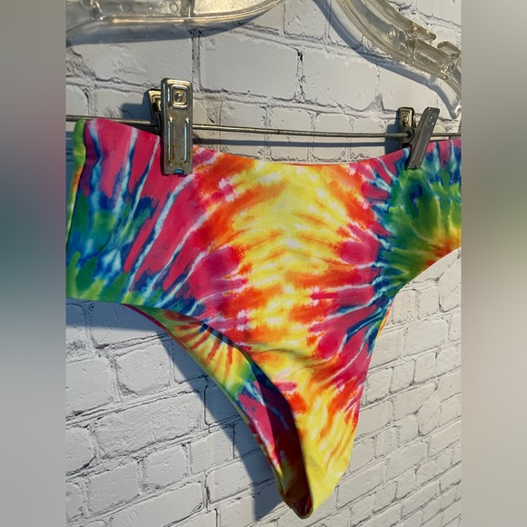 $5 Add On- Zaful Tie Dye Bikini bottoms - Picture 5 of 6